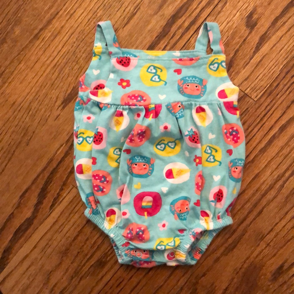Crab/summer sun suit